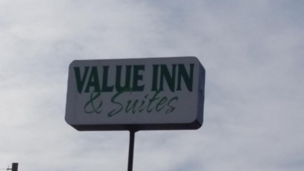 Value Inn & Suites Salina Main image